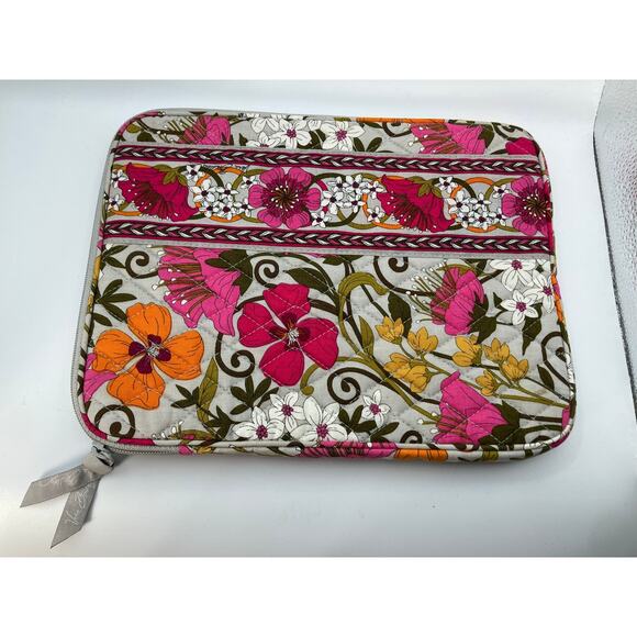 Vera Bradley Floral Quilted‎ Laptop Tablet Case Padded Sleeve 10x8 Zip Closure - Picture 1 of 9